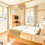 Boutique Chateau Rouher Otel Propriano (Corsica)