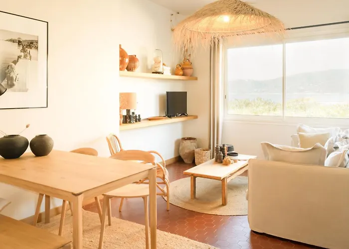 Boutique Château Rouher Propriano (Corsica)