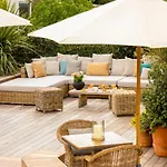 Boutique Chateau Rouher *