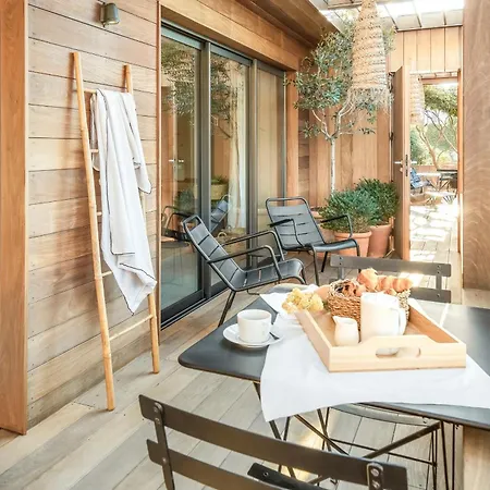 Boutique Chateau Rouher *