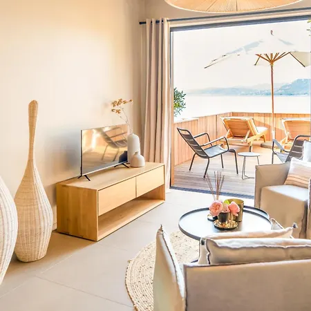 Boutique Château Rouher Hotel *