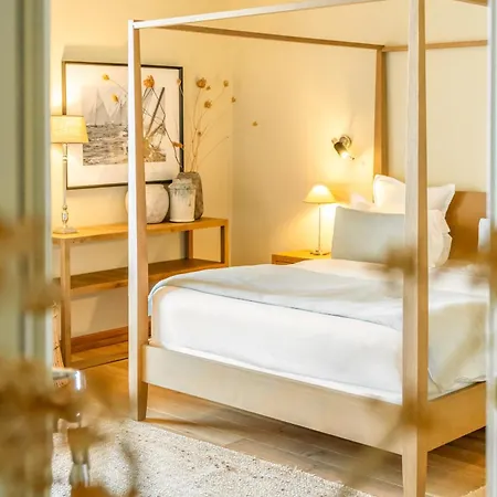 Boutique Château Rouher Hotel