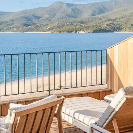 Boutique Chateau Rouher Szálloda