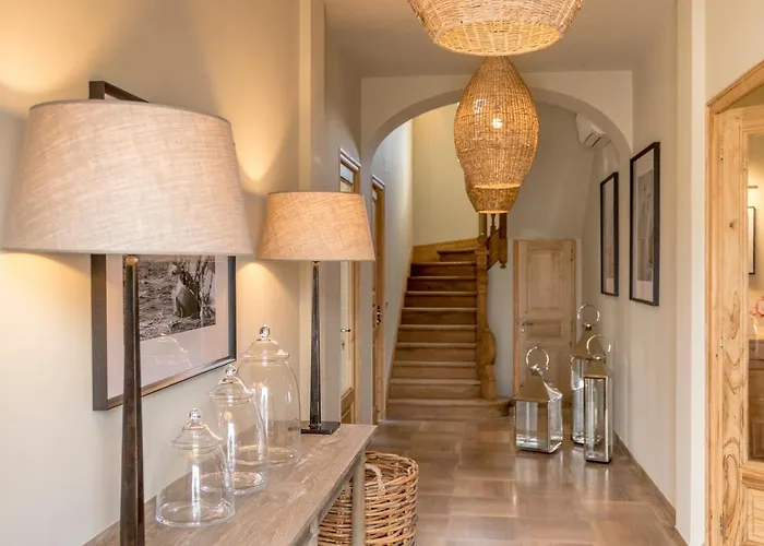 Boutique Chateau Rouher *