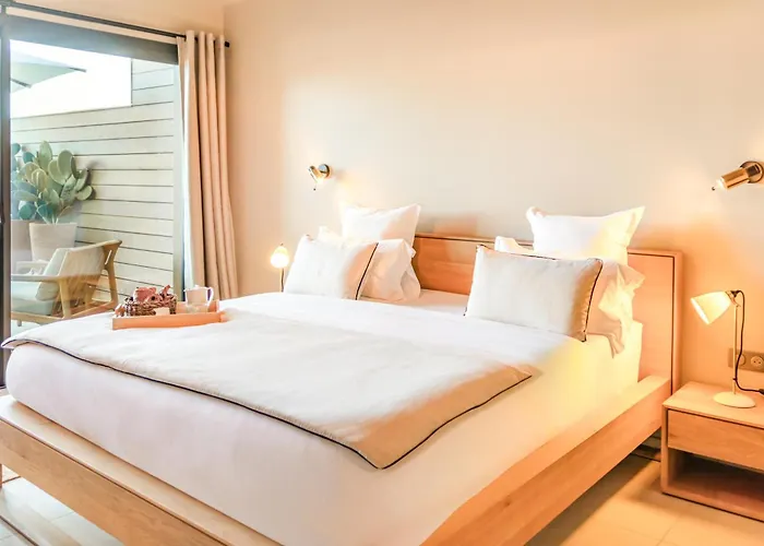 Boutique Chateau Rouher * Propriano (Corsica)