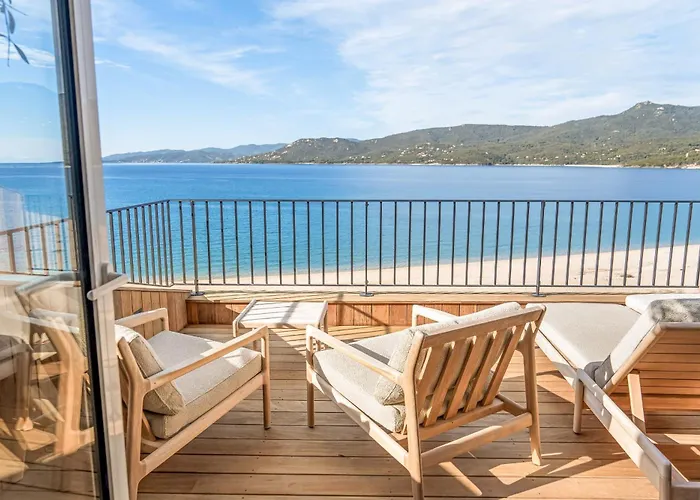 Boutique Chateau Rouher